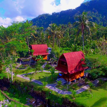 Villa Joglo Tepi Sungai Сідемен Екстер'єр фото